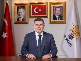 AK Parti İzmir İl Başkanı Bilal Saygılı, Devlet Su İşleri Genel Müdürlüğü’nün kentte son 22 yılda gerçekleştirdiği 65,5 milyar liralık yatırımı sosyal medya hesabından duyurdu. Saygılı, yapılan 221 dev eserin İzmir’e değer kattığını vurguladı.
