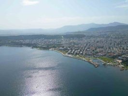 Türkiye İstatistik Kurumu (TÜİK) tarafından açıklanan 2025 yılı Nisan ayı verilerine göre, İzmir’de konut satışlarında dikkat çeken bir artış yaşandı. Geçen yılın aynı döneminde 4 bin 279 olarak kaydedilen konut satışı, bu yılın Nisan ayında yüzde 63,9 artışla 7 bin 14’e ulaştı.