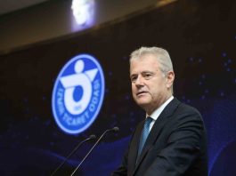 Dünyanın ve Türkiye’nin ilk tıbbi ve aromatik bitki üretim merkezi olan "Kınık Tarıma Dayalı İhtisas Bitkisel Üretim OSB", Tarım ve Orman Bakanlığı onayıyla tüzel kişilik kazandı. Planlama süreci tamamlanan OSB, 1 milyon 228 bin m² alanda kurulacak ve ilk etapta 150 bitki türü yetiştirilecek.