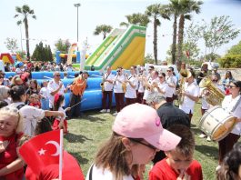 Tüm geliri bakımevindeki hayvanlara aktarılacak olan “Yaza Merhaba Festivali”, 25 Mayıs Pazar günü Cordelion Taypark’ta düzenlenecek. Başkan Yıldız Ünsal, festivale tüm vatandaşları davet etti.