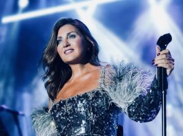 Ünlü sanatçı Sibel Can, Cahide Palazzo sahnesinde verdiği konserle müzikseverlere unutulmaz bir gece yaşattı. Yaz sezonunun enerjisiyle sahnede büyüledi.