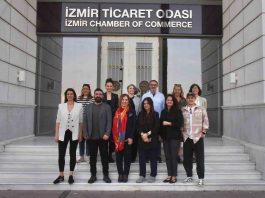 İzmir Ticaret Odası 70. Mimarlık Meslek Komitesi’nin, sektörde oluşan mimar-iç mimar ayrımına ilişkin yaptığı açıklamada, "Mimarlık meslek alanına yönelik olası daraltıcı yorum ve uygulamalara karşı, yasal temelde ve saygı çerçevesinde kararlı duruşumuzu koruyacağımızı kamuoyuna bildiririz.