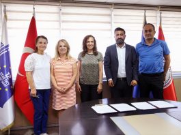 Karşıyaka Belediyesi, Mimarlar Odası ve Gıda Mühendisleri Odası ile mesleki denetim ve teknik iş birliği protokolü imzalayarak sağlıklı yapılaşma hedefi doğrultusunda önemli bir adım attı. Başkan Yıldız Ünsal, “Meslek odalarımızın değerli iş birlikleri, daha sağlıklı bir kent için yaptığımız çalışmalara güç katacak” dedi.