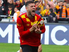 Göztepe’de sergilediği başarılı performansla dikkat çeken Romulo’ya Fulham, Wolverhampton ve Nottingham Forest’in ilgi gösterdiği öğrenildi.